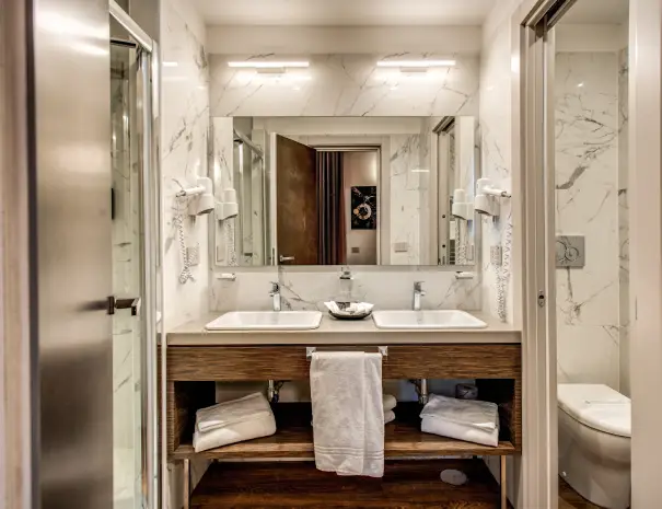 Junior Suite (24)