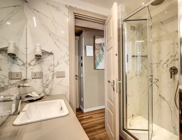 Junior Suite (25)
