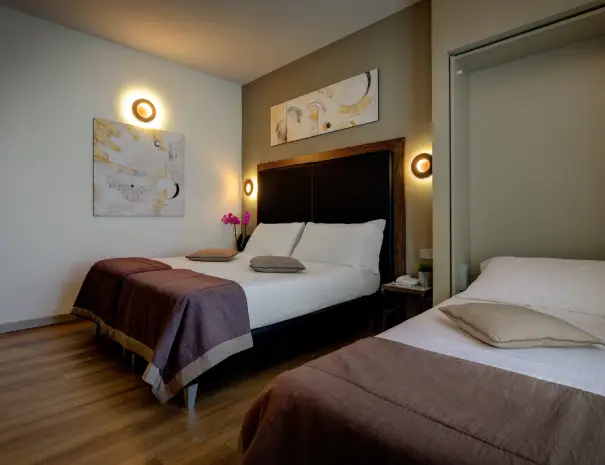 Triple Room (3)